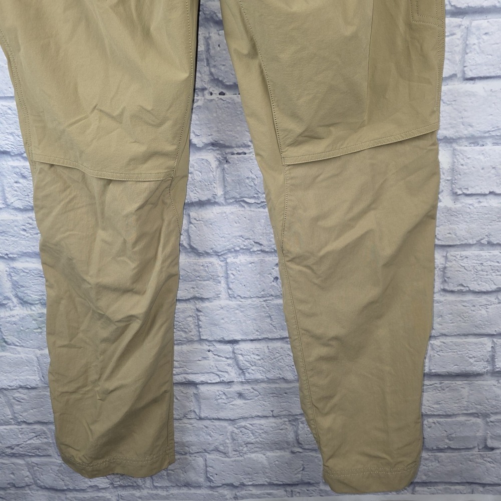 REI Co-Op Screenline Men Khaki Belt Chino Hiking Outdoor Traveler Pants Sz 32X31 - Picture 7 of 12